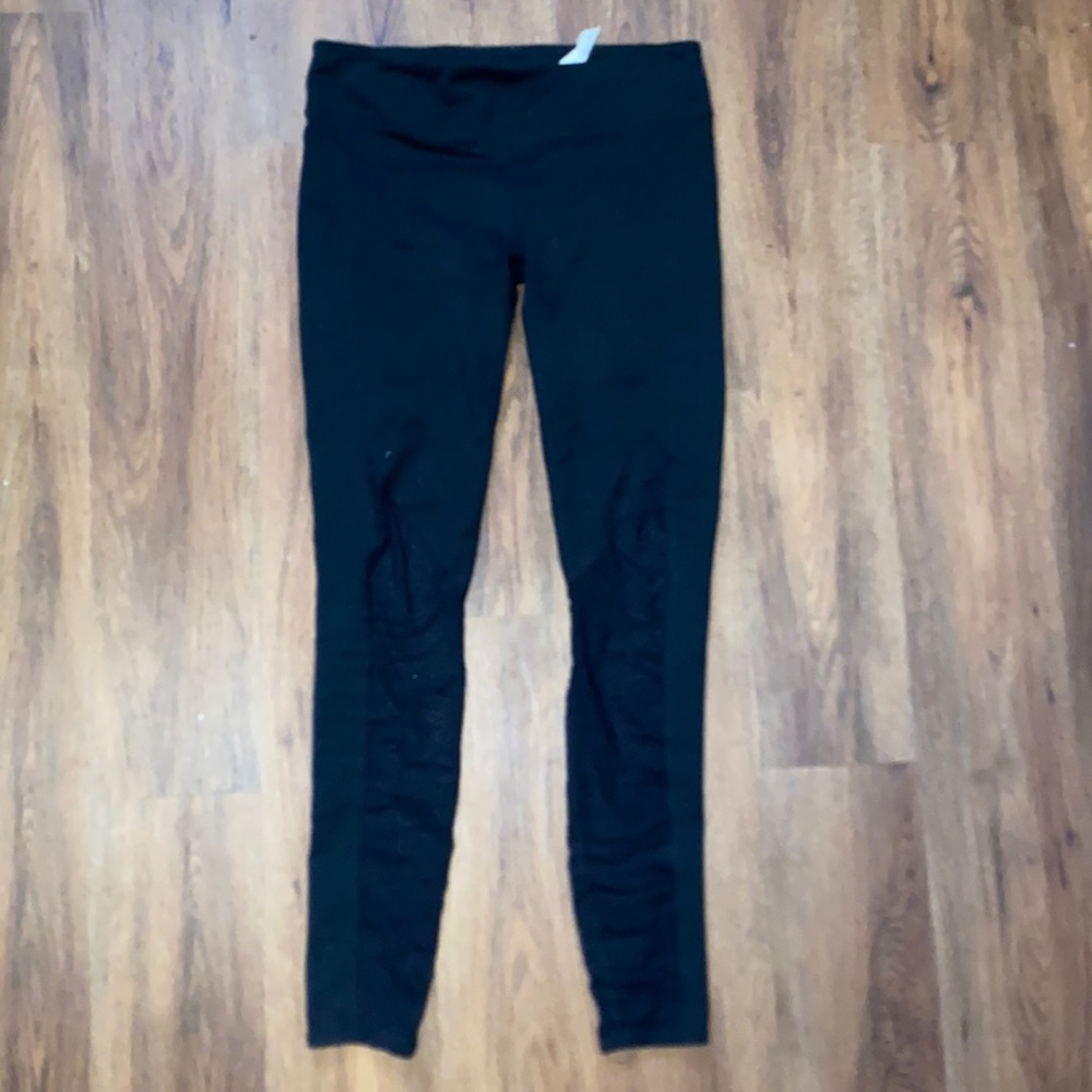 Fabletics black leggings